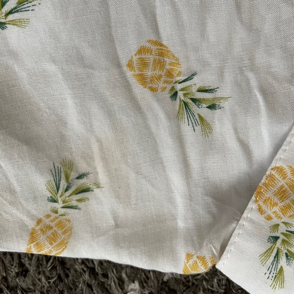 Pineapple Button Down Crop Top🍍 - Picture 7 of 7